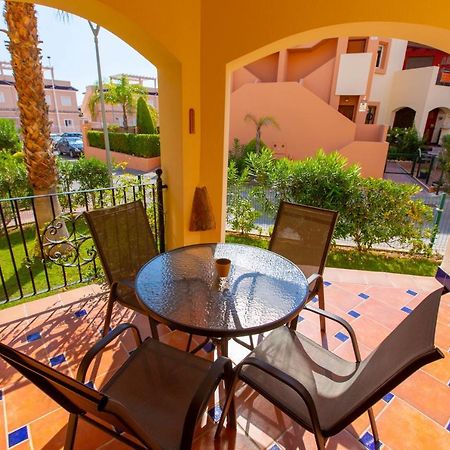 Апартаменты Punta Prima Casa Торевьиа Экстерьер фото