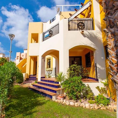 Апартаменты Punta Prima Casa Торевьиа Экстерьер фото